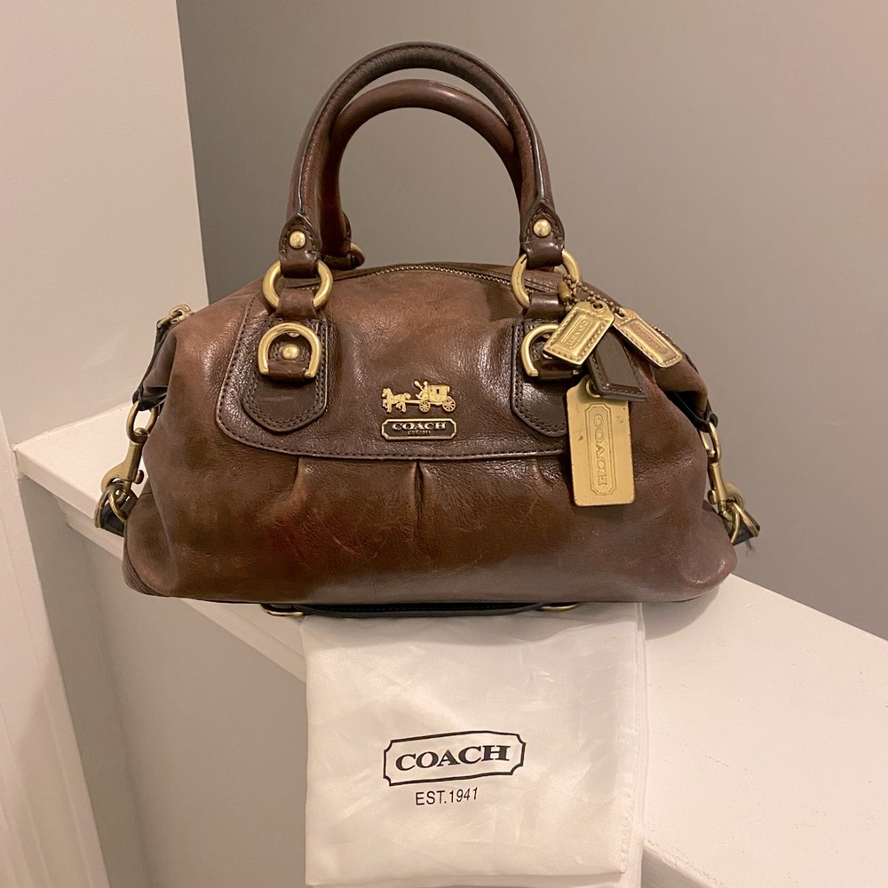 Beautiful COACH genuine leather satchel!